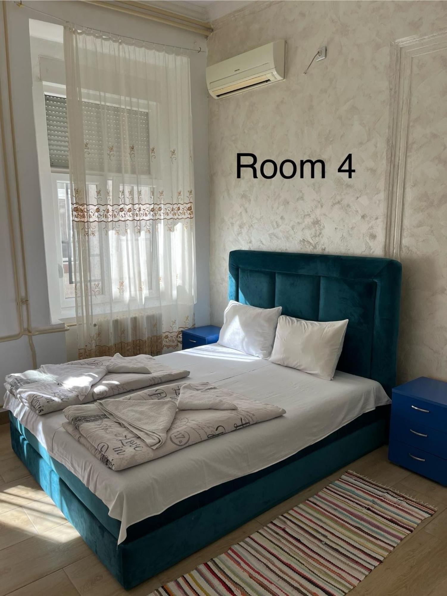 Sobe Sa Sopstvenim Kupatilom Private Rooms Bathroom In Center Novi Sad Exteriör bild